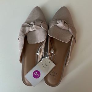 Light pink flats